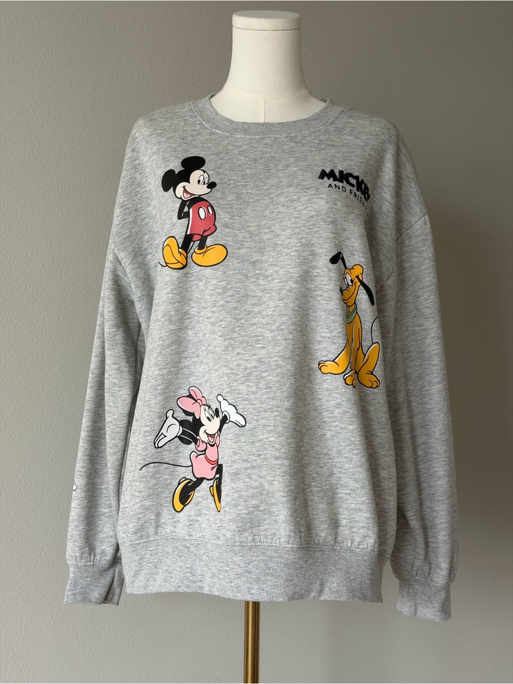 Disney Mickey & Friends Gray Sweatshirt - Mickey Donald Pluto Minnie Goofy - XL